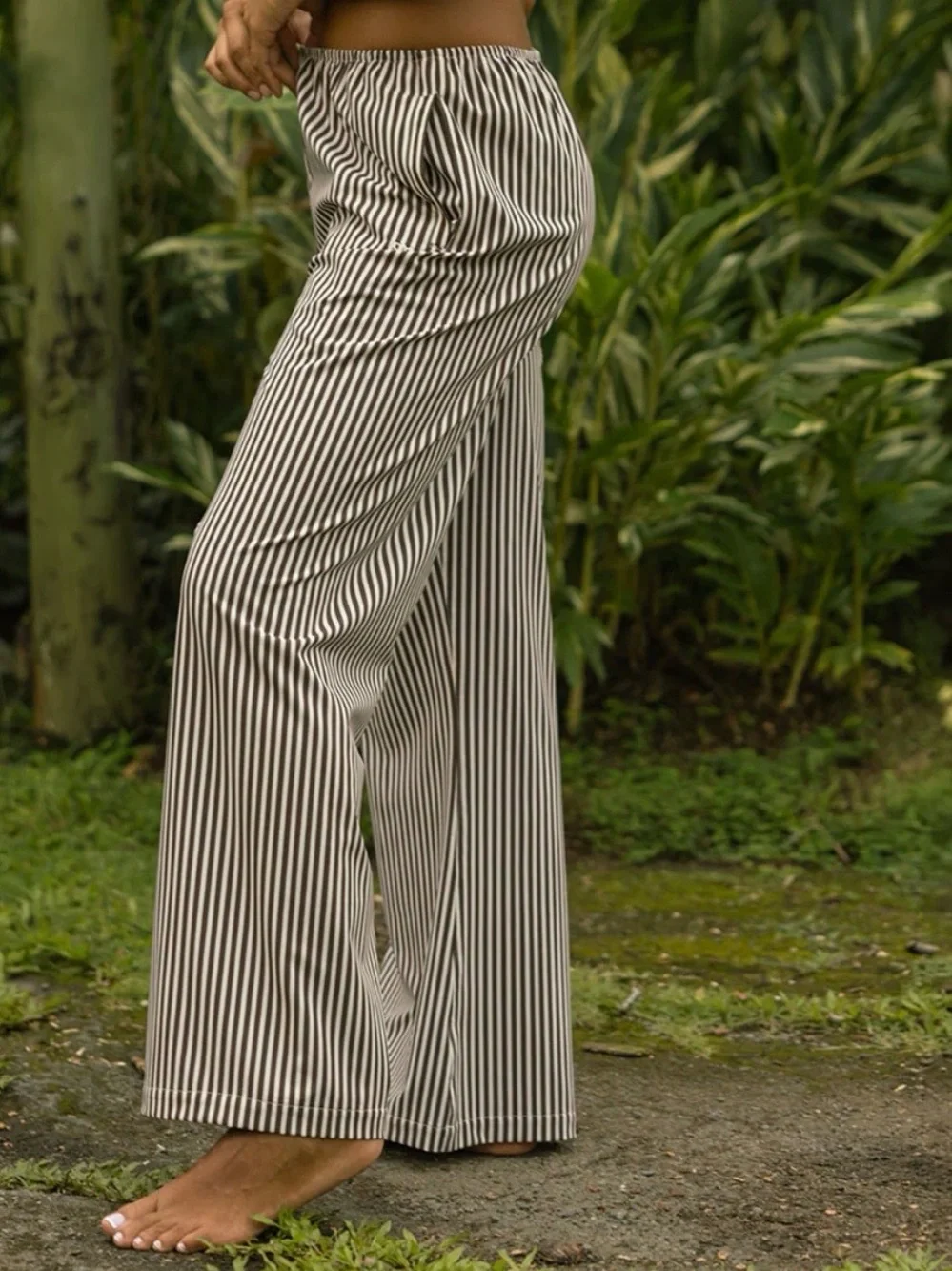 Albion Slip On Trouser, Cream Cocoa Stripe Size Small NWT